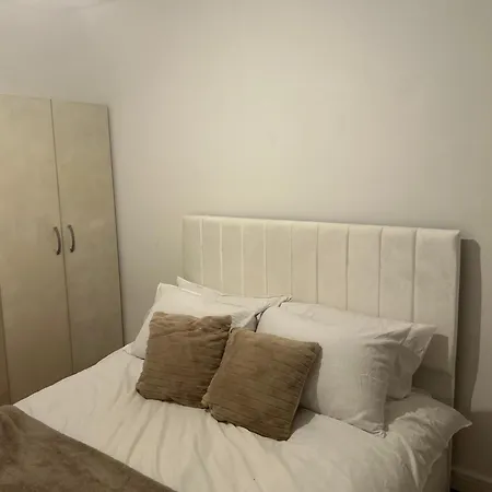 Comfy 2Bed Near O2 Canary Wharf Excel London Exterior photo